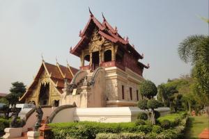 Храм Wat Phra Singh в Чанг Май