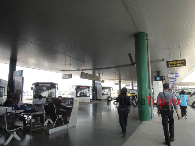 Автовокзал в аэропорту Суварнабхуми