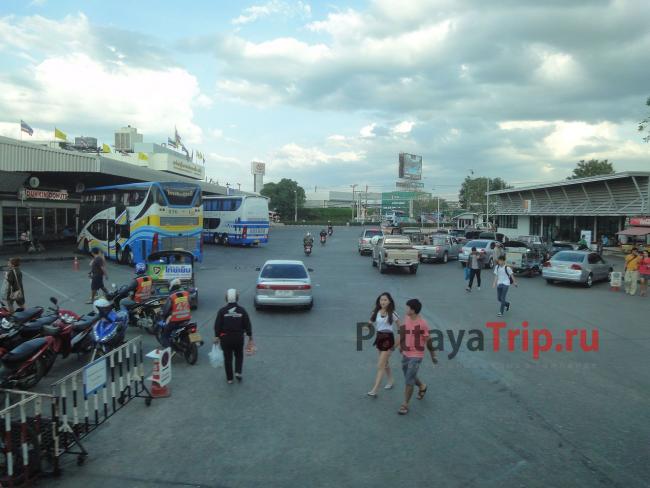 Главный автовокзал в Накхон Ратчасима 