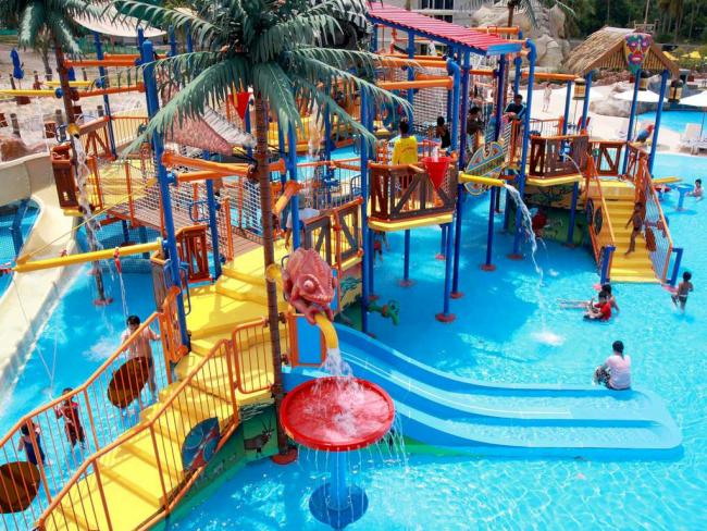 Детская зона Aqua Play & Kids Pool