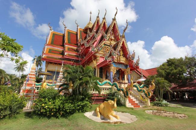 Обзорная экскурсия на Самуи. Храм Плай Лаем
