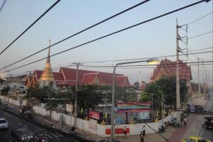 Храм недалеко от Don Mueang в Бангкоке