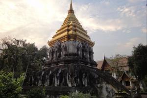 Храм Wat Chiang Man