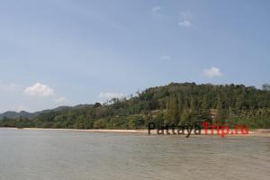 Пляж Tha Khao