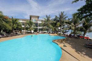 Бассейн в отеле Cocohut Village Beach Resort на Пангане