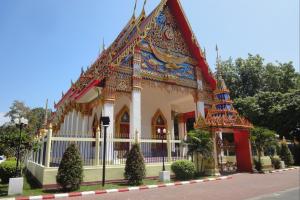 Храм Wat Putta Mongkon