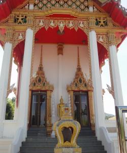 Храм - Ват Сапам