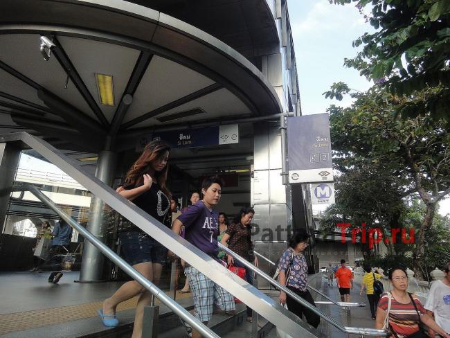 Станция метро MRT Silom