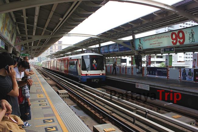 Легкое метро в Бангкоке