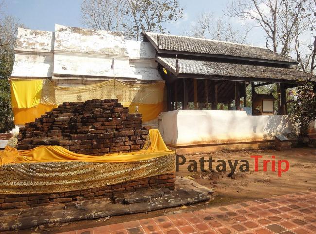 Wat Prathat Pukhao - старый храм