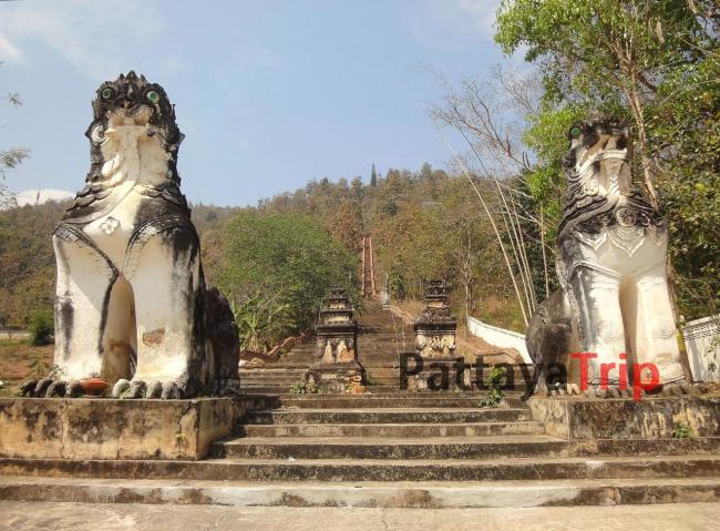 Wat Phra Non