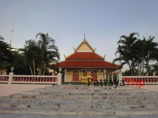 Храм Padungthamphotiwas в Као Лак