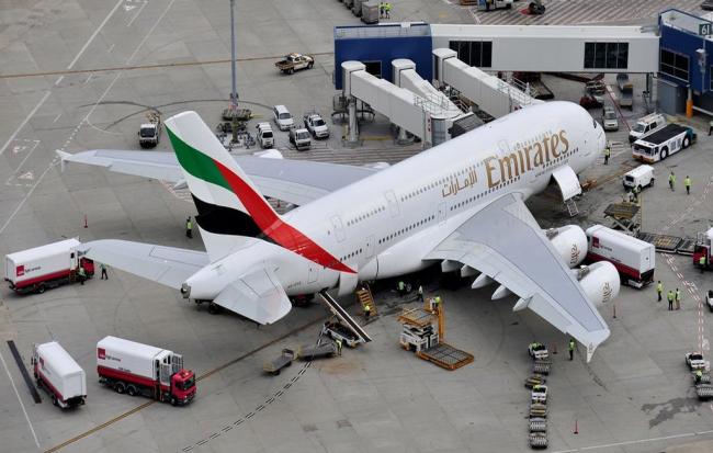 Поисковики авиабилетов и компания Emirates