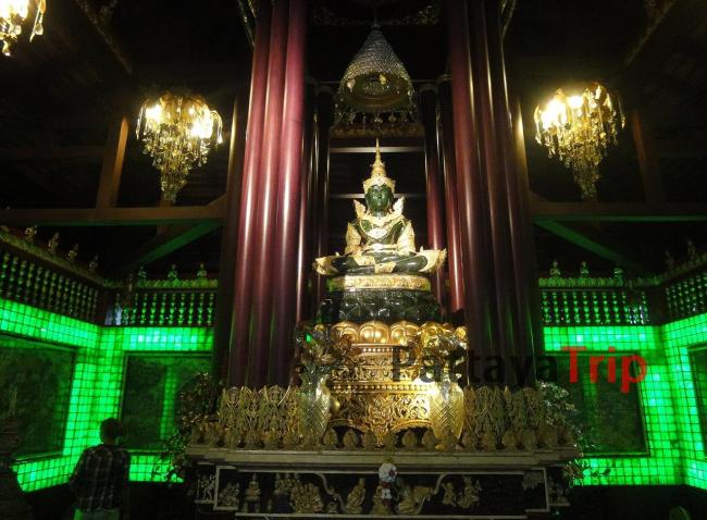 Wat Phra Kaew - храм Изумрудного Будды