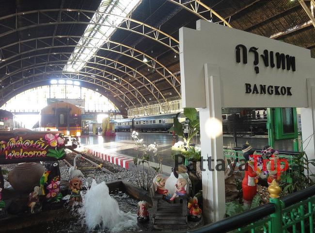 Поезд в Тайланде