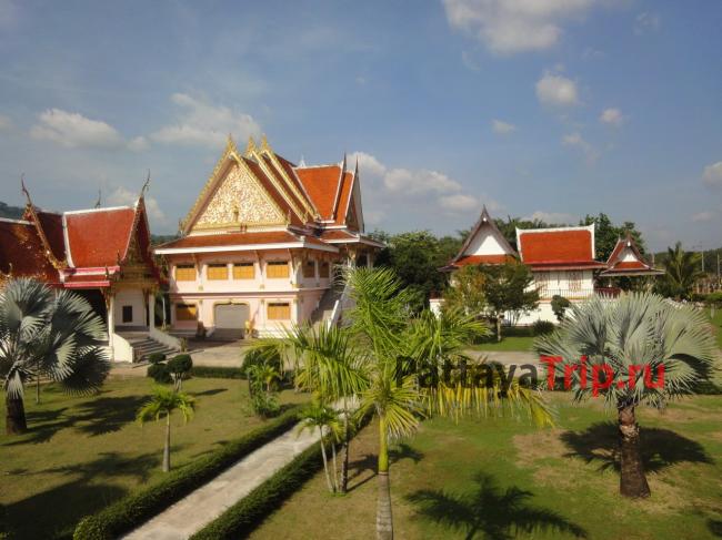 Храм Сидящего монаха
