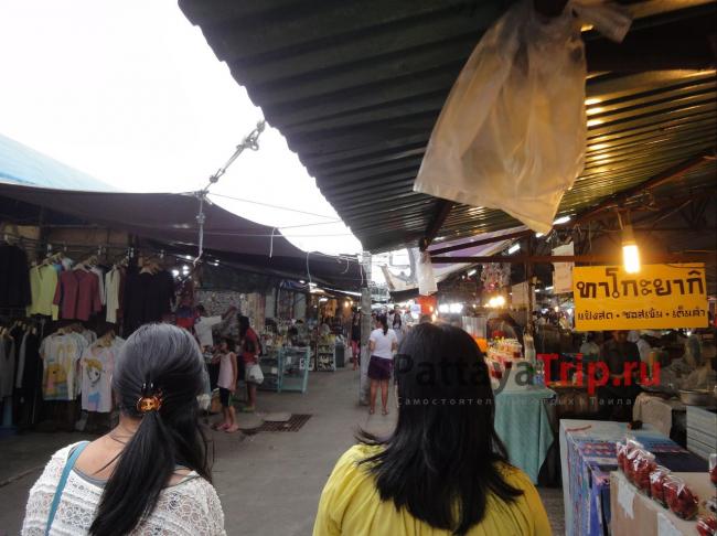 Ночной рынок в Пхукет Тауне