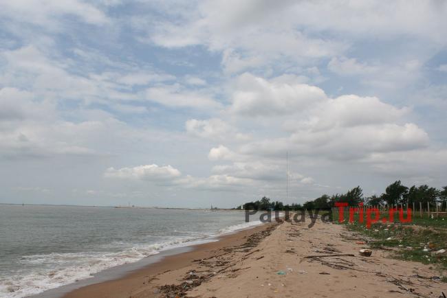 Пляж Саенг Чан в Районге