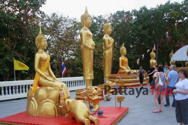 Мелкие статуи Будд