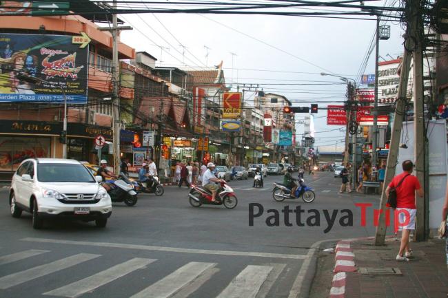 Уличное движение в Паттайе