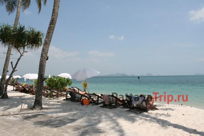 Пляж отеля Sivalai Beach Resort