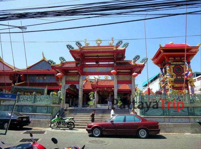 Jui Tui Shrine - китайский храм на Пхукете