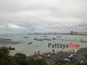Смотровая площадка рядом с буквами Pattaya